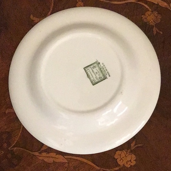 1950s Vintage Colonial Homestead Dinner Plate, Set of 2 - Picture 3 of 5